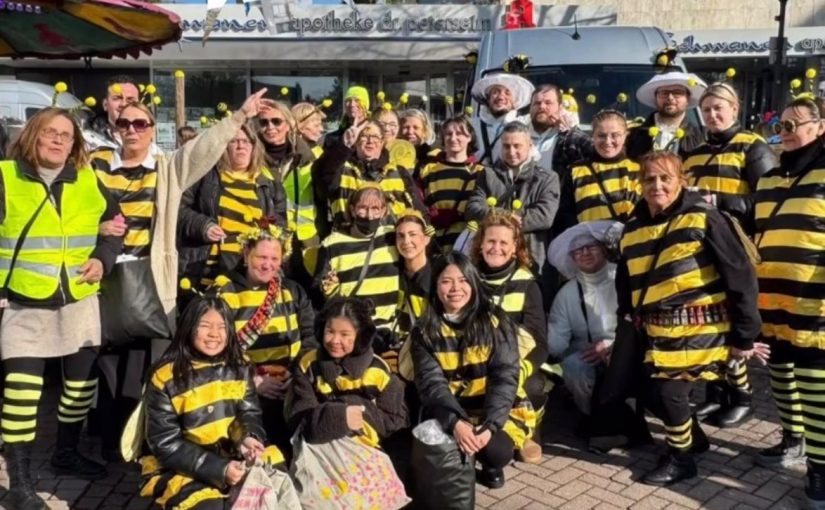 Haan geht mit beim Karnevalszug