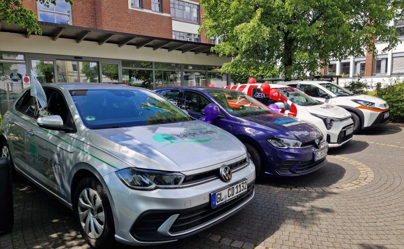 Gemeinsamer Autokorso für mehr Wertschätzung in der Pflege
