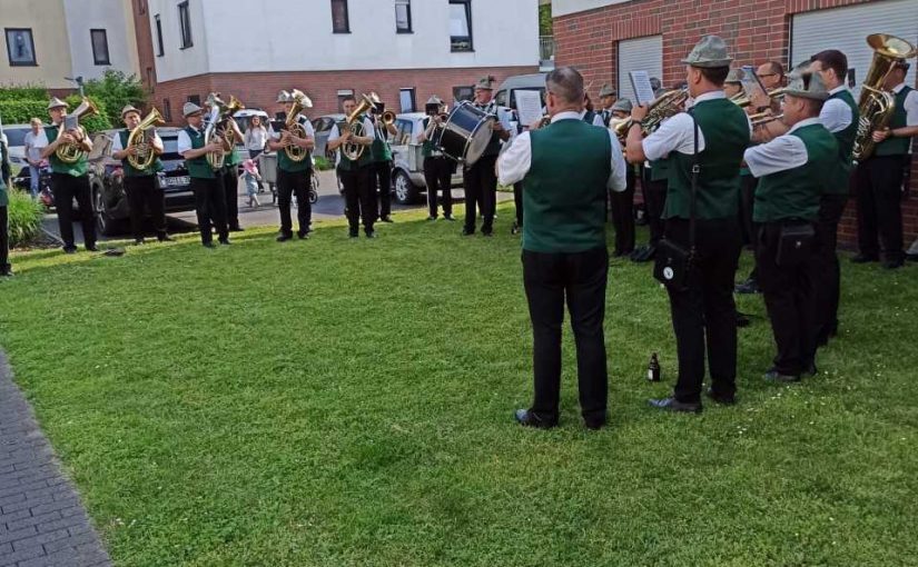 Platzkonzert zum Schützenfest