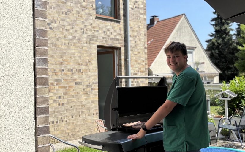 Gemeinsames Grillen in der Tagespflege Herten