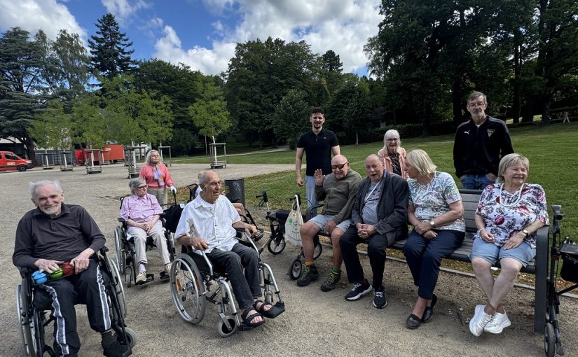 Sommerlicher Boule-Vormittag im Stadtpark Aachen