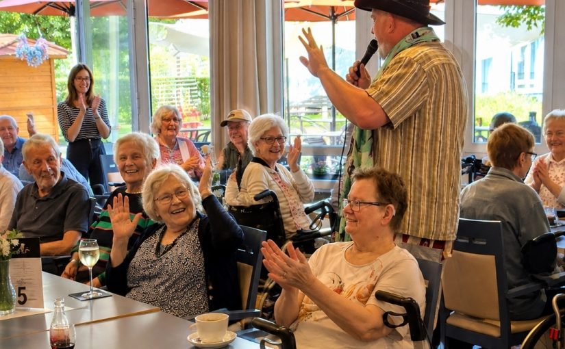 Elvis zu Besuch im Senioren-Park Haan